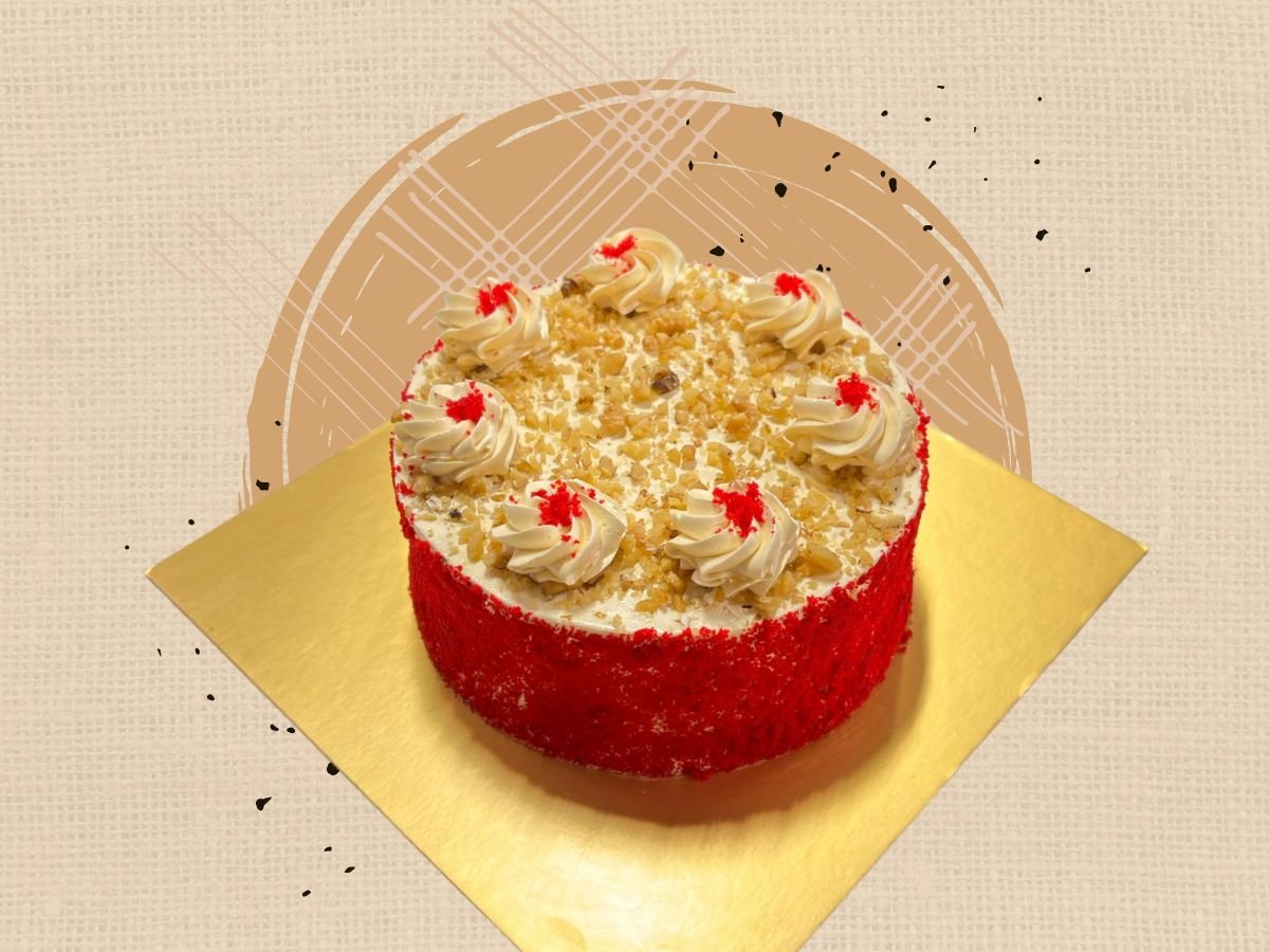 Red Velvet Cake (Round 24cm, 12-18pax)