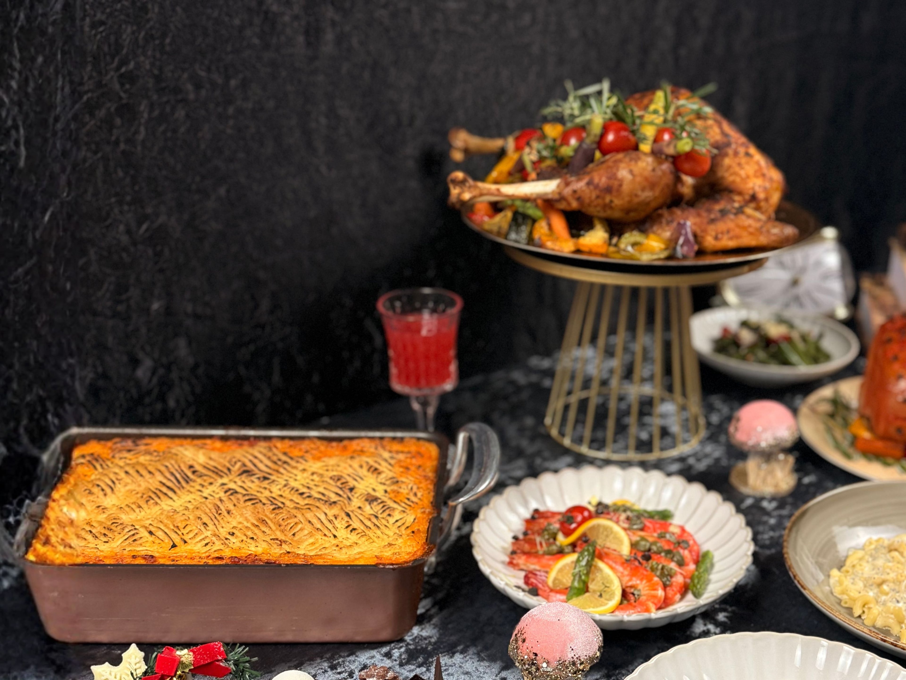 Christmas Buffet Menu B $23.80/pax ($25.94 w/GST) For Min 50pax