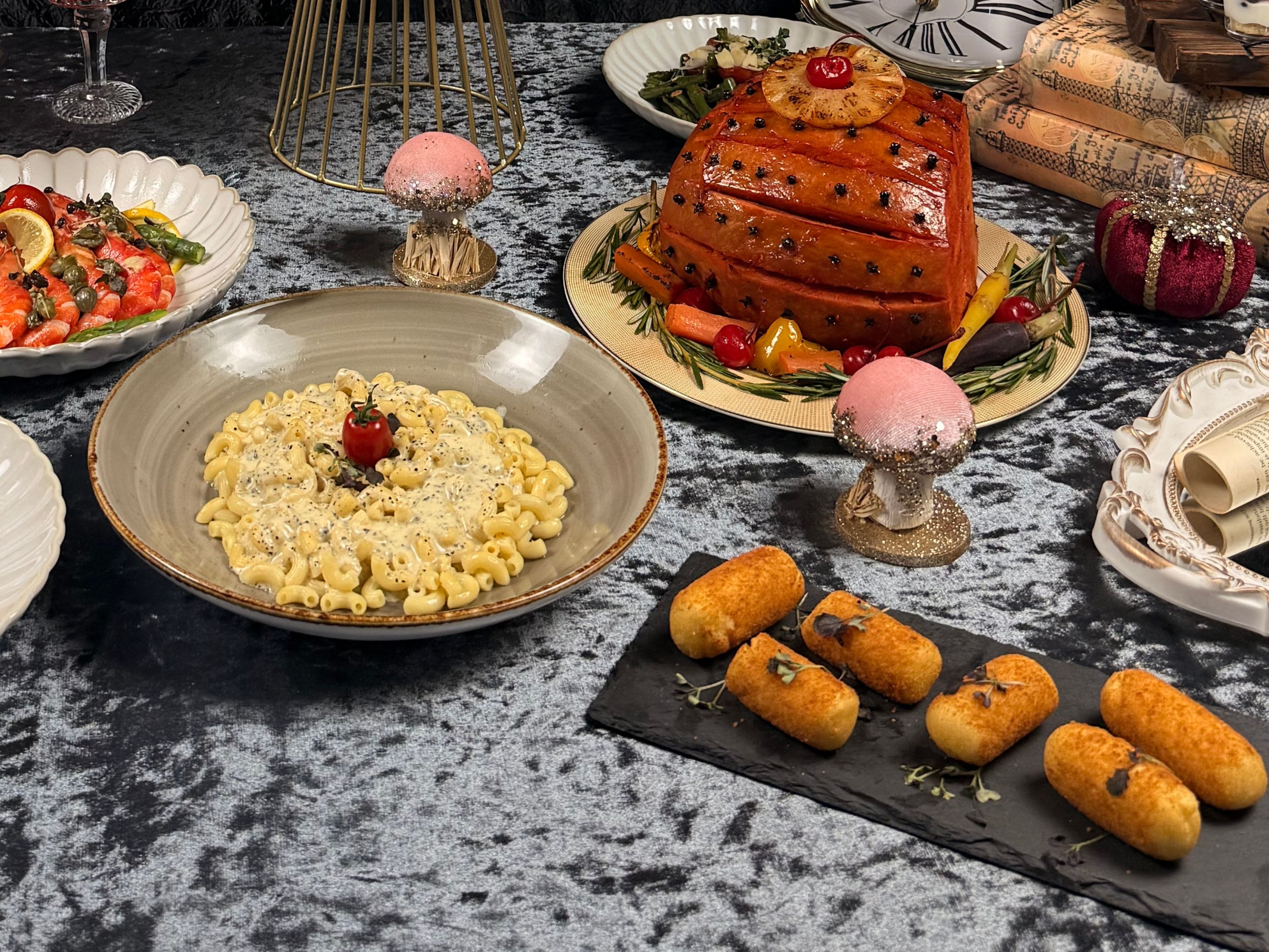 Christmas Buffet Menu D $30.80/pax ($33.57 w/GST) For Min 30pax