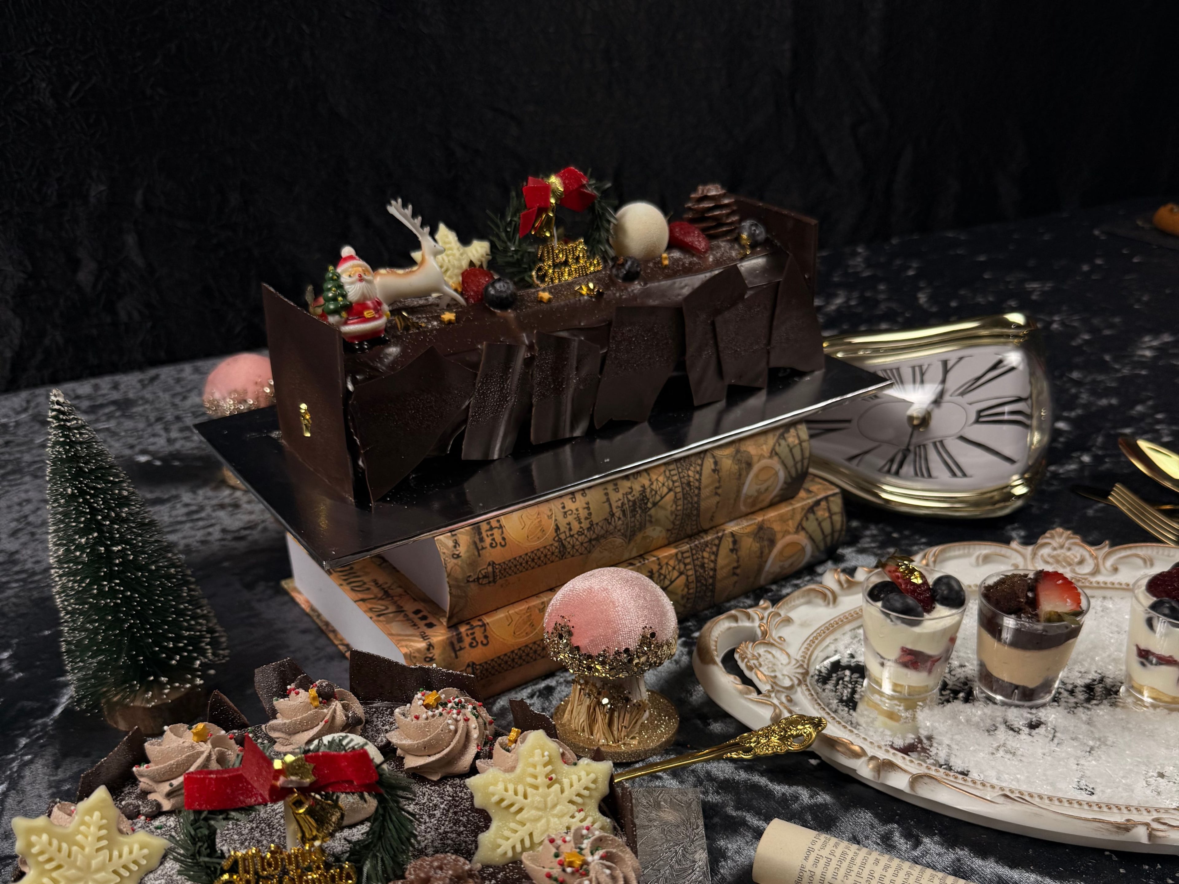 Christmas Buffet Menu G $49.80/pax ($54.28 w/GST) For Min 30pax