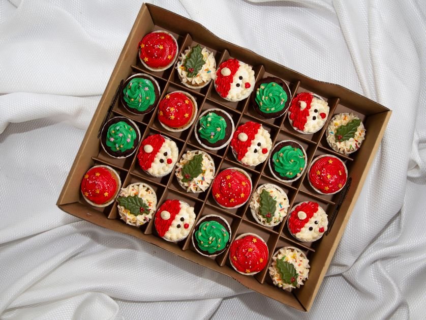 Christmas Cupcakes Party Box @ $72.00/SET